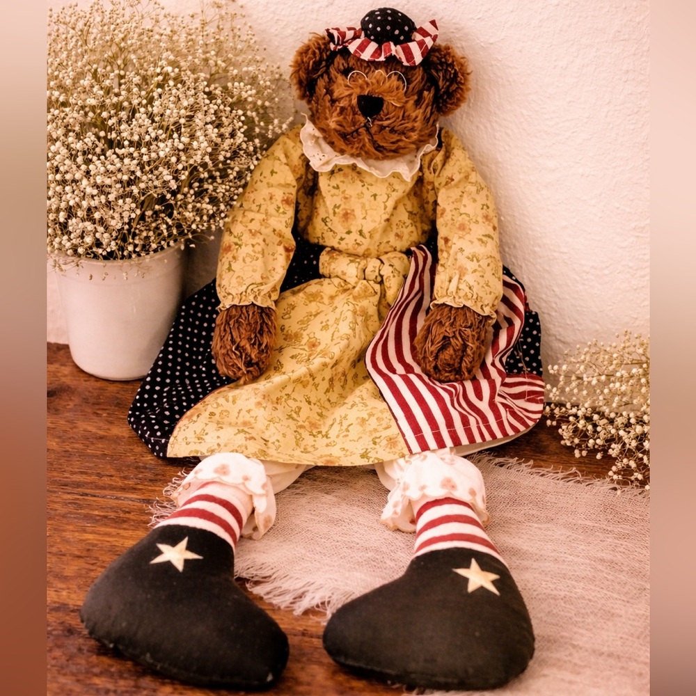 Lillian Vernon Vintage‎ Americana Bear Collectible